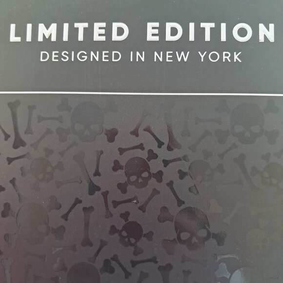 Hydrapeak Limited Edition Halloween Bling Bedazzled Skull Tumbler. BNWT/BOX. - Picture 4 of 10